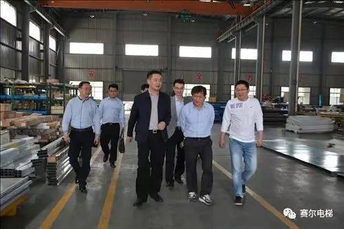 企业热点 | 南浔区杨区长一行调研韦伯电梯，共探智能制造新路径